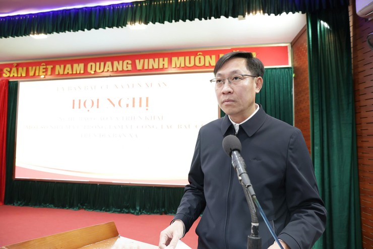 Hội nghị nghe báo cáo và triển khai một số nhiệm vụ trọng tâm về công tác bầu cử trên địa bàn xã- Ảnh 2.