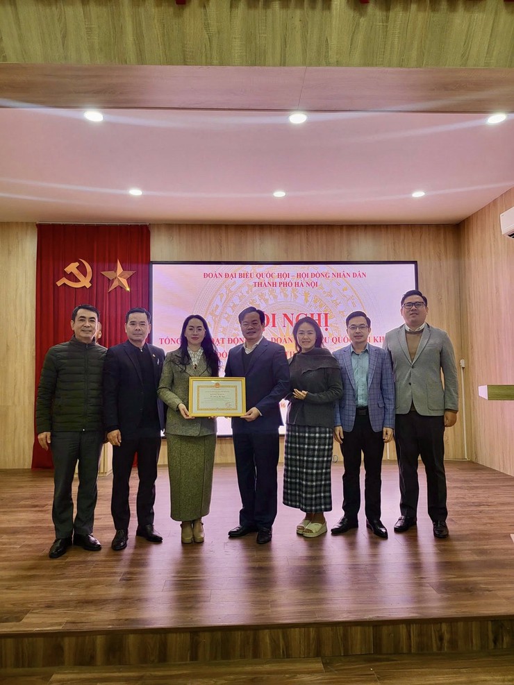 PHƯỜNG HỒNG HÀ THAM DỰ HỘI NGHỊ TỔNG KẾT HOẠT ĐỘNG CỦA ĐOÀN ĐBQH VÀ HĐND THÀNH PHỐ HÀ NỘI NHIỆM KỲ 2021–2026- Ảnh 3.