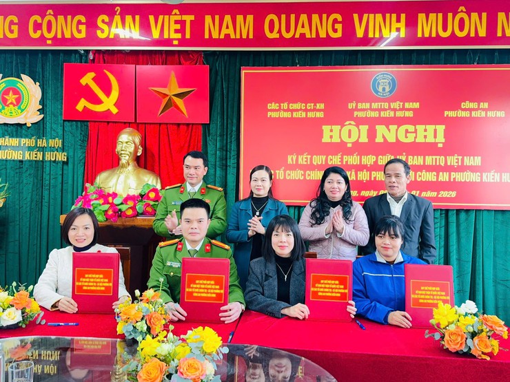 Hội nghị ký kết quy chế phối hợp giữa UB.MTTQ, các tổ chức chính trị - xã hội và công an phường Kiến Hưng- Ảnh 1.