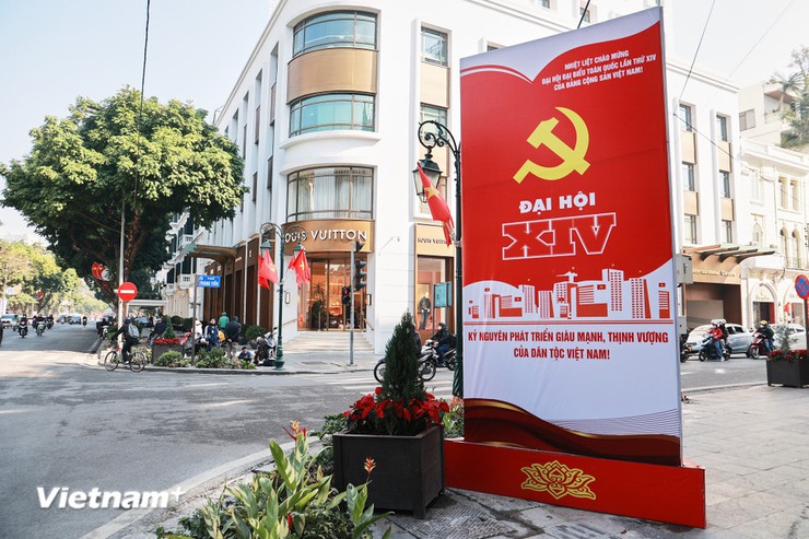 Những hình ảnh Hà Nội tưng bừng  sẵn sàng cho Đại hội XIV của Đảng- Ảnh 8.