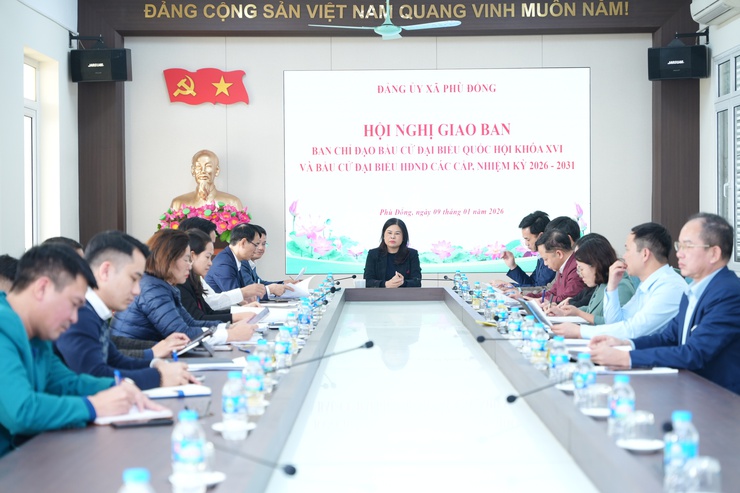 Xã Phù Đổng tổ chức Hội nghị giao ban Ban chỉ đạo Bầu cử Đại biểu Quốc hội khóa XVI và Bầu cử Đại biểu HĐND các cấp, nhiệm kỳ 2026 – 2031.- Ảnh 1.