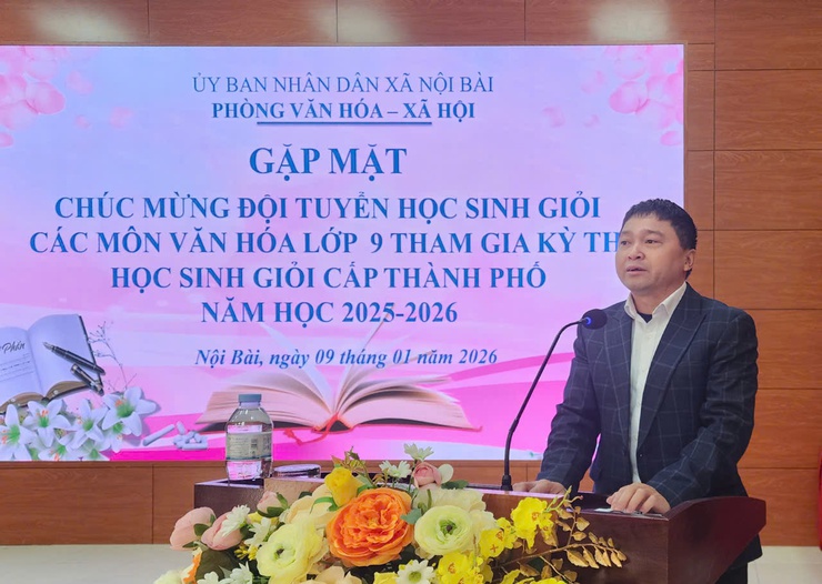 Xã Nội Bài gặp mặt đội tuyển tham dự kỳ thi học sinh giỏi khối THCS cấp thành phố năm học 2025–2026- Ảnh 1.