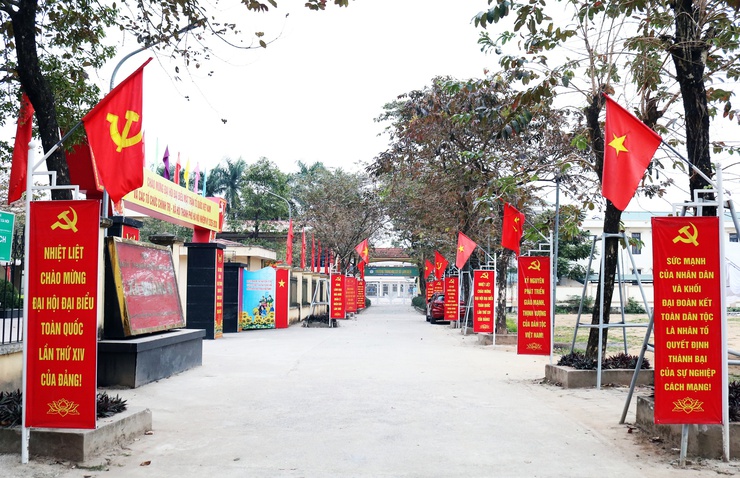 Xã Quảng Bị trang trí cổ động trực quan rực rỡ chào mừng Đại hội đại biểu toàn quốc lần thứ XIV của Đảng- Ảnh 2.