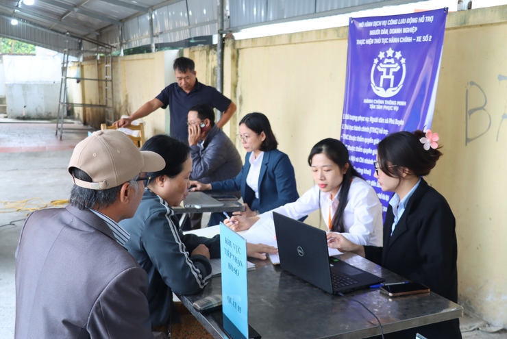 Phú Xuyên đạt nhiều kết quả toàn diện trên cả chính quyền số, kinh tế số và xã hội số năm 2025- Ảnh 5.