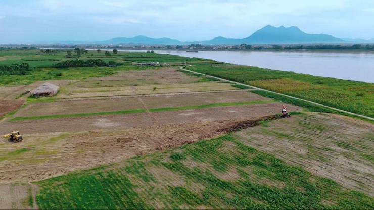 Xã Minh Châu phát huy "dân vận khéo", tạo đồng thuận cung cấp vật liệu xây dựng cho Cảng hàng không quốc tế Gia Bình- Ảnh 1.