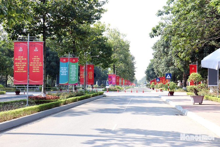 Những hình ảnh Hà Nội tưng bừng  sẵn sàng cho Đại hội XIV của Đảng- Ảnh 7.