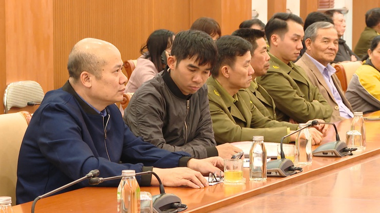 UBND – Công an xã Thanh Trì tổ chức Hội nghị cao điểm tuyên truyền, vận động thu hồi vũ khí, vật liệu nổ, công cụ hỗ trợ và pháo dịp Tết Nguyên đán Bính Ngọ 2026- Ảnh 8.