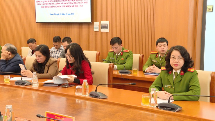 UBND – Công an xã Thanh Trì tổ chức Hội nghị cao điểm tuyên truyền, vận động thu hồi vũ khí, vật liệu nổ, công cụ hỗ trợ và pháo dịp Tết Nguyên đán Bính Ngọ 2026- Ảnh 3.