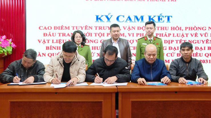 UBND – Công an xã Thanh Trì tổ chức Hội nghị cao điểm tuyên truyền, vận động thu hồi vũ khí, vật liệu nổ, công cụ hỗ trợ và pháo dịp Tết Nguyên đán Bính Ngọ 2026- Ảnh 6.