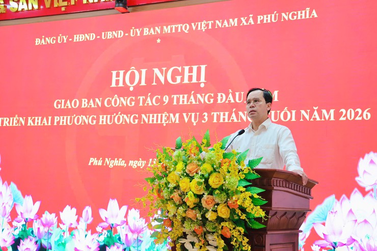 Phú Nghĩa tổ chức hội nghị giao ban, đánh giá kết quả thực hiện nhiệm vụ 9 tháng đầu năm, triển khai phương hướng, nhiệm vụ 3 tháng cuối năm 2026 - Ảnh 7.
