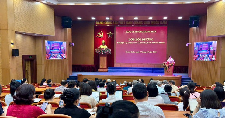 Đảng ủy phường Thanh Xuân tổ chức lớp bồi dưỡng nghiệp vụ công tác văn thư, lưu trữ  - Ảnh 1.