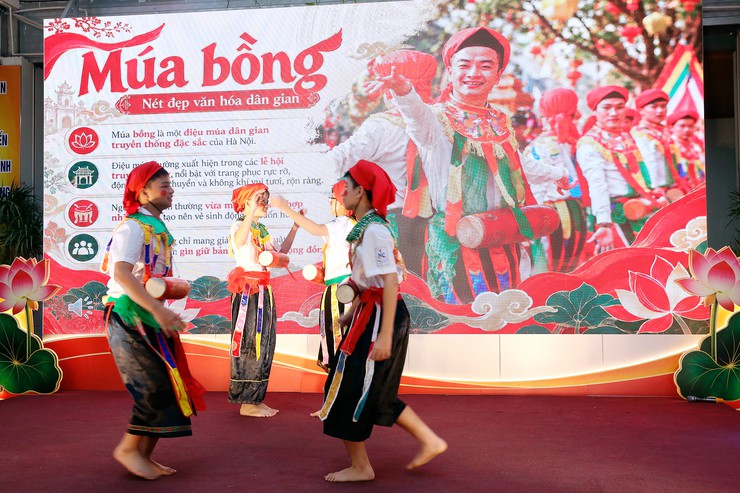 Phường Thanh Xuân đổi mới giảng dạy nội dung giáo dục địa phương, lan tỏa giá trị di sản qua học liệu số - Ảnh 5.