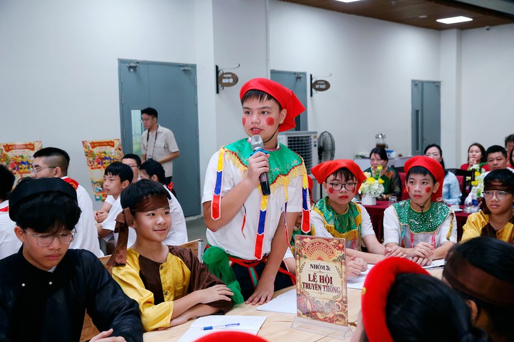 Phường Thanh Xuân đổi mới giảng dạy nội dung giáo dục địa phương, lan tỏa giá trị di sản qua học liệu số - Ảnh 3.