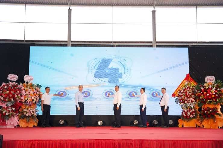 Ra mắt mô hình “Tổ hợp chăm sóc và phục hồi chức năng cho người tâm thần” tại xã Quảng Oai - Ảnh 2.
