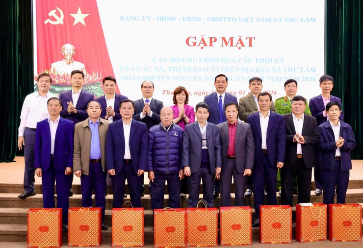 ĐẢNG ỦY - HĐND - UBND – UBMTTQ VIỆT NAM XÃ THƯ LÂM GẶP MẶT CÁN BỘ CHỦ CHỐT QUA CÁC THỜI KỲ NHÂN DỊP XUÂN BÍNH NGỌ 2026- Ảnh 21.