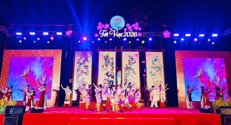 Ấm áp chương trình Tết Việt phường Tùng Thiện - chào xuân Bính Ngọ 2026- Ảnh 23.