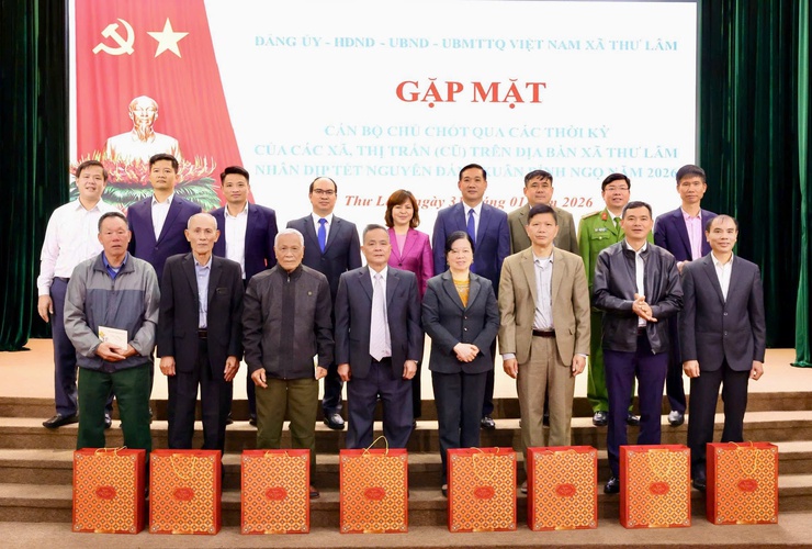 ĐẢNG ỦY - HĐND - UBND – UBMTTQ VIỆT NAM XÃ THƯ LÂM GẶP MẶT CÁN BỘ CHỦ CHỐT QUA CÁC THỜI KỲ NHÂN DỊP XUÂN BÍNH NGỌ 2026- Ảnh 22.