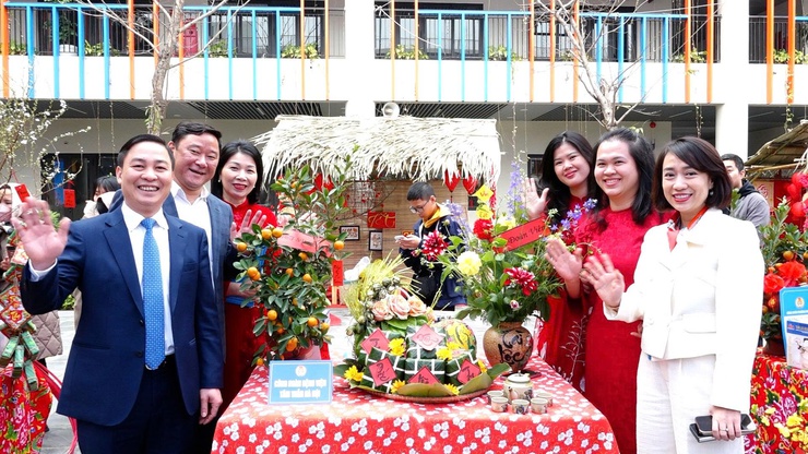 Công đoàn phường Phúc Lợi tổ chức Chương trình “Tết sum vầy – Xuân ơn Đảng” năm 2026”: Lan tỏa yêu thương, gắn kết đoàn viên- Ảnh 9.