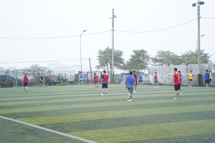 Sôi nổi Giải bóng đá cán bộ, công chức, viên chức và người lao động xã Chuyên Mỹ năm 2026- Ảnh 17.