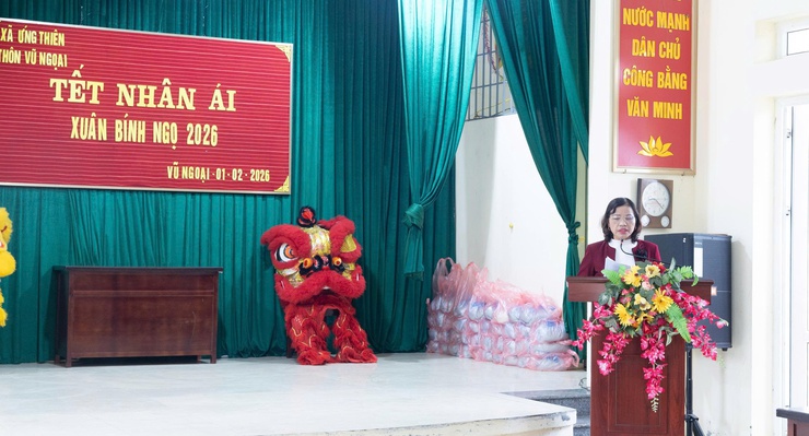 THÔN VŨ NGOẠI TỔ CHỨC "TẾT NHÂN ÁI" CHIA SẺ YÊU THƯƠNG, GẮN KẾT CỘNG ĐỒNG- Ảnh 4.