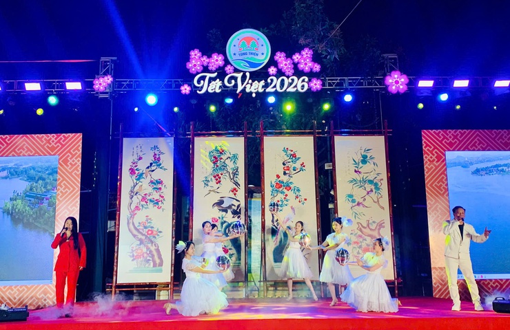Ấm áp chương trình Tết Việt phường Tùng Thiện - chào xuân Bính Ngọ 2026- Ảnh 24.
