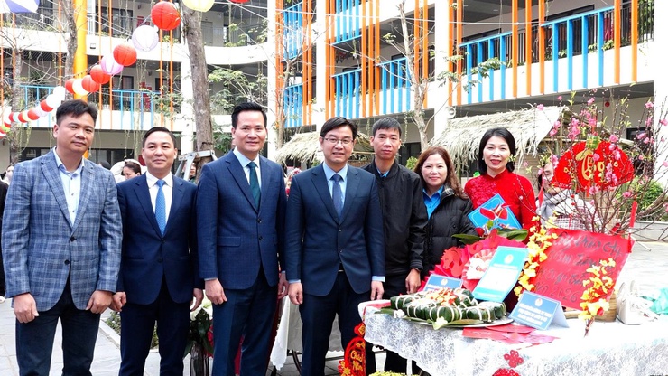 Công đoàn phường Phúc Lợi tổ chức Chương trình “Tết sum vầy – Xuân ơn Đảng” năm 2026”: Lan tỏa yêu thương, gắn kết đoàn viên- Ảnh 8.