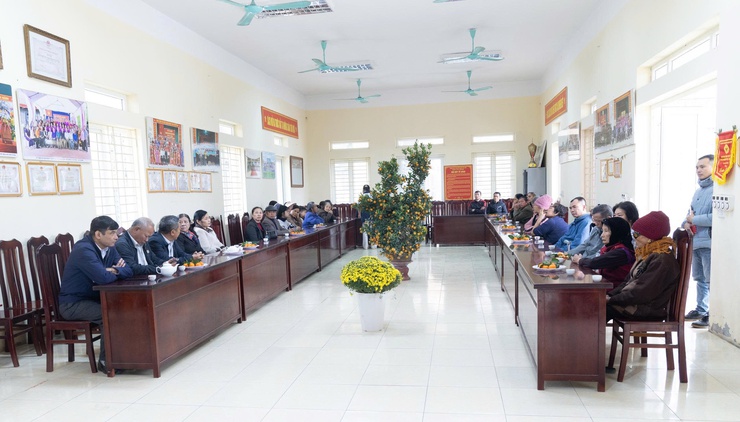 THÔN VŨ NGOẠI TỔ CHỨC "TẾT NHÂN ÁI" CHIA SẺ YÊU THƯƠNG, GẮN KẾT CỘNG ĐỒNG- Ảnh 5.