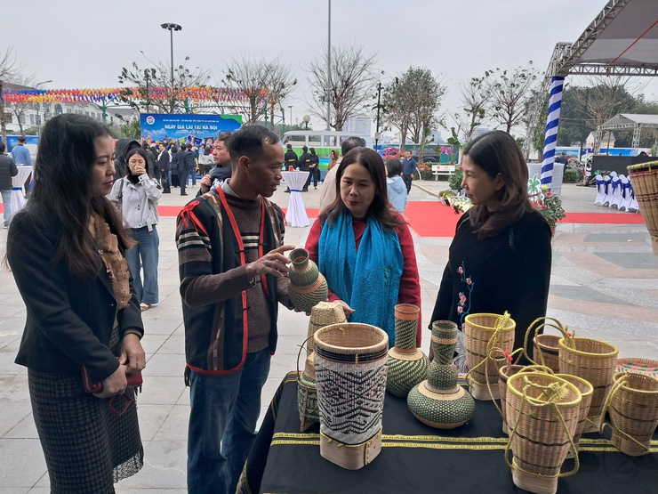 Phường Tây Hồ: Cầu nối quảng bá hình ảnh "Gia Lai - Miền di sản" đến với người dân và du khách Thủ đô- Ảnh 5.