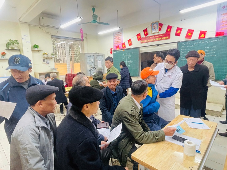 Chương trình "Xuân tình nguyện" 2026; khám bệnh, tư vấn sức khỏe, phát thuốc miễn phí tại xã Thiên Lộc, thành phố Hà Nội.- Ảnh 9.