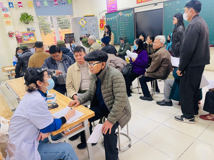Chương trình "Xuân tình nguyện" 2026; khám bệnh, tư vấn sức khỏe, phát thuốc miễn phí tại xã Thiên Lộc, thành phố Hà Nội.- Ảnh 7.