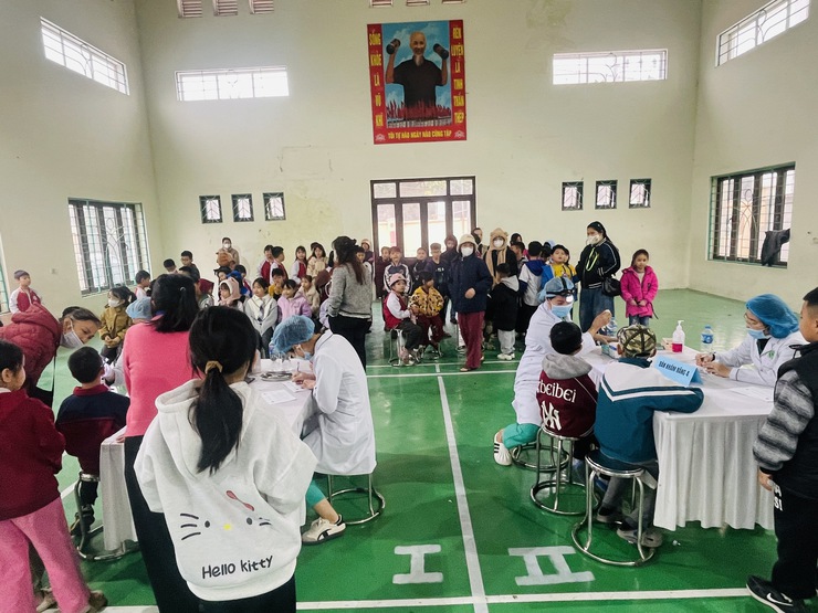 Chương trình "Xuân tình nguyện" 2026; khám bệnh, tư vấn sức khỏe, phát thuốc miễn phí tại xã Thiên Lộc, thành phố Hà Nội.- Ảnh 16.