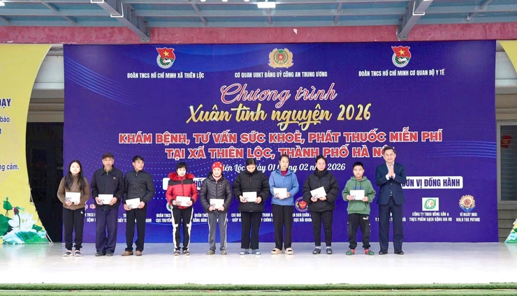 Chương trình "Xuân tình nguyện" 2026; khám bệnh, tư vấn sức khỏe, phát thuốc miễn phí tại xã Thiên Lộc, thành phố Hà Nội.- Ảnh 19.