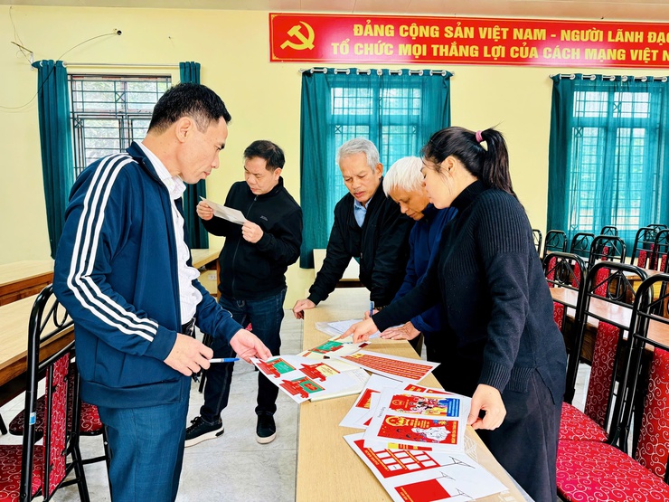 Nam Phù kiểm tra cơ sở vật chất các điểm bỏ phiếu, sẵn sàng cho ngày hội non sông nhiệm kỳ 2026–2031- Ảnh 2.