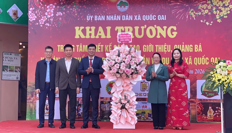 Quốc Oai khai trương Trung tâm thiết kế sáng tạo OCOP – Đưa tinh hoa làng nghề gắn kết du lịch bền vững- Ảnh 3.