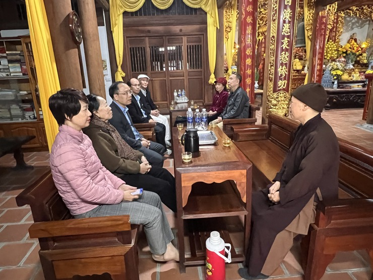 PHƯỜNG CẦU GIẤY THĂM, CHÚC TẾT CÁC TIỂU BAN BẢO VỆ DI TÍCH TRÊN ĐỊA BÀN PHƯỜNG- Ảnh 2.