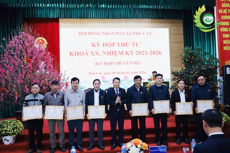 HĐND xã Phú Cát tổ chức kỳ họp thứ Tư (kỳ họp chuyên đề) khóa XX- Ảnh 12.