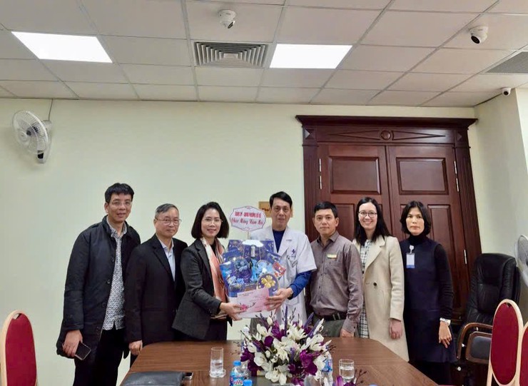 LÃNH ĐẠO PHƯỜNG BỒ ĐỀ THĂM, CHÚC TẾT CÁC BỆNH VIỆN NHÂN DỊP ĐẦU XUÂN NĂM 2026- Ảnh 2.