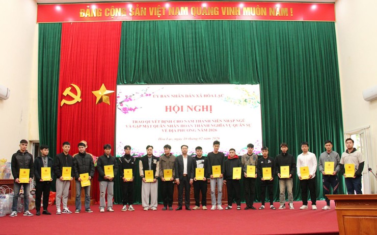 XÃ HÒA LẠC PHÁT LỆNH GỌI CÔNG DÂN NHẬP NGŨ NĂM 2026 VÀ GẶP MẶT QUÂN NHÂN XUẤT NGŨ- Ảnh 3.