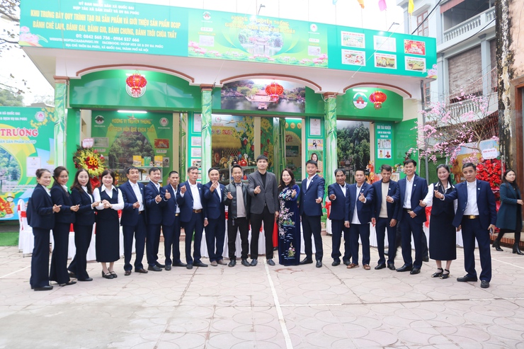 Quốc Oai khai trương Trung tâm thiết kế sáng tạo OCOP – Đưa tinh hoa làng nghề gắn kết du lịch bền vững- Ảnh 28.