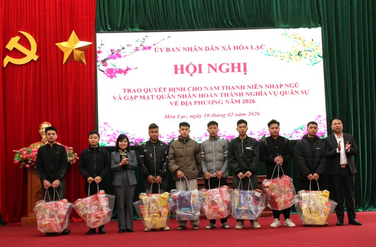 XÃ HÒA LẠC PHÁT LỆNH GỌI CÔNG DÂN NHẬP NGŨ NĂM 2026 VÀ GẶP MẶT QUÂN NHÂN XUẤT NGŨ- Ảnh 7.