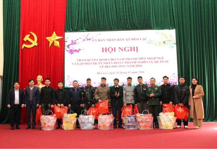 XÃ HÒA LẠC PHÁT LỆNH GỌI CÔNG DÂN NHẬP NGŨ NĂM 2026 VÀ GẶP MẶT QUÂN NHÂN XUẤT NGŨ- Ảnh 8.