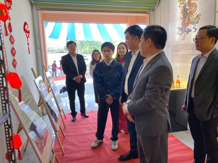 Quốc Oai khai trương Trung tâm thiết kế sáng tạo OCOP – Đưa tinh hoa làng nghề gắn kết du lịch bền vững- Ảnh 6.