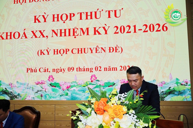 HĐND xã Phú Cát tổ chức kỳ họp thứ Tư (kỳ họp chuyên đề) khóa XX- Ảnh 5.