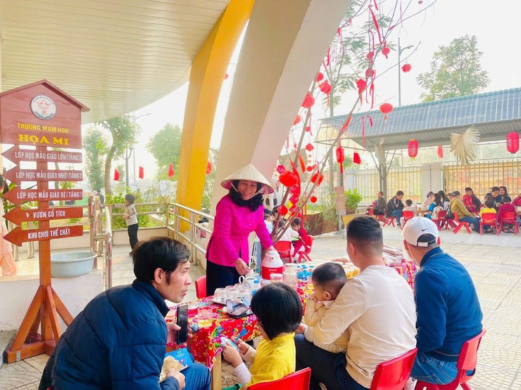 Trường Mầm non Họa Mi tổ chức hội chợ “Xuân ấm áp - Tết sum vầy” chào đón Xuân Bính Ngọ 2026- Ảnh 5.