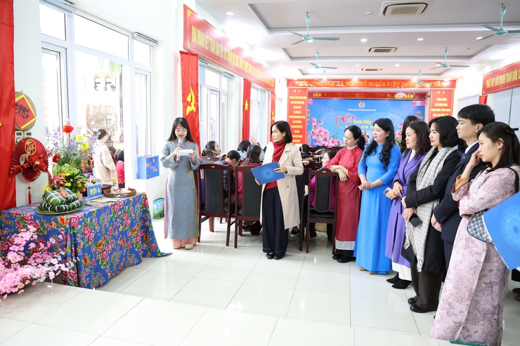 Công đoàn phường Kiến Hưng rộn ràng “Tết Sum vầy - Xuân Bính Ngọ 2026”- Ảnh 6.