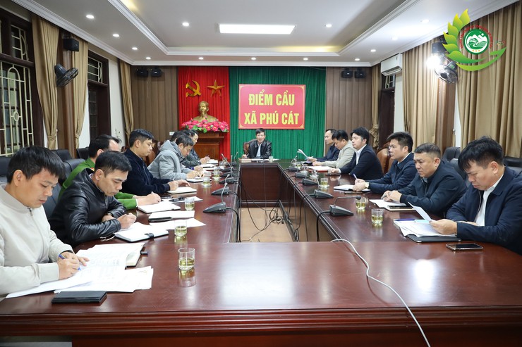 Ủy ban bầu cử xã Phú Cát tổ chức hội nghị triển khai một số nội dung công tác bầu cử đại biểu Quốc hội khóa XVI và đại biểu HĐND các cấp, nhiệm kỳ 2026 – 2031- Ảnh 1.