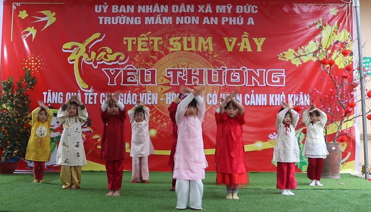 ẤM ÁP TẾT SUM VẦY – XUÂN YÊU THƯƠNG TẠI TRƯỜNG MẦM NON AN PHÚ A- Ảnh 4.