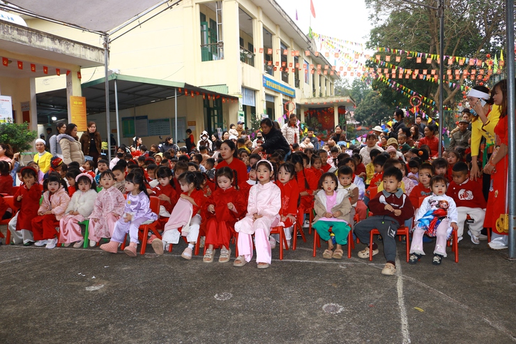 ẤM ÁP TẾT SUM VẦY – XUÂN YÊU THƯƠNG TẠI TRƯỜNG MẦM NON AN PHÚ A- Ảnh 3.