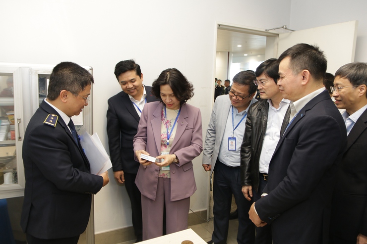 Ngành Y tế Hà Nội tiếp tục tăng cường tuyên truyền các biện pháp phòng, chống dịch bệnh cho người dân- Ảnh 3.