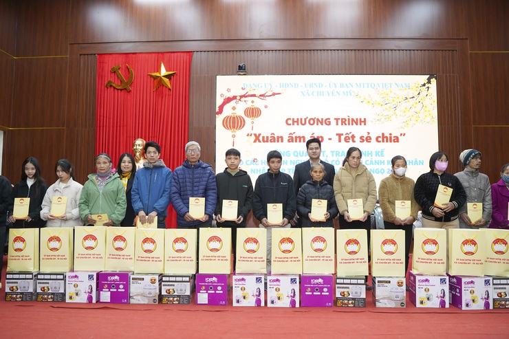 Chuyên Mỹ: ấm áp nghĩa tình chương trình "Xuân ấm áp - Tết sẻ chia" nhân dịp Tết Nguyên đán Bính Ngọ 2026- Ảnh 7.